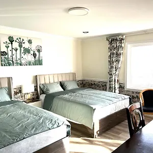 https://apt-sunshine-house.richmond-hotels.com